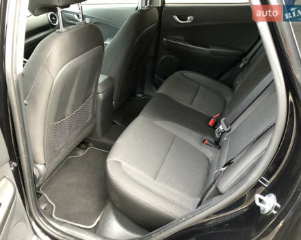 Черный Хендай Kona Electric, объемом двигателя 0 л и пробегом 30 тыс. км за 16000 $, фото 12 на Automoto.ua