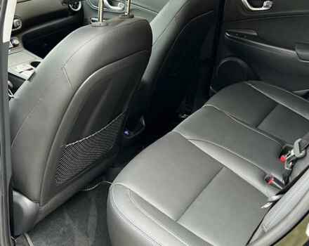 Черный Хендай Kona Electric, объемом двигателя 0 л и пробегом 73 тыс. км за 22699 $, фото 66 на Automoto.ua