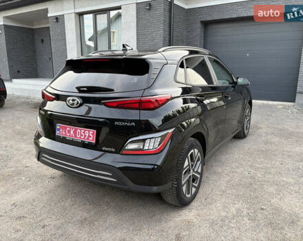 Чорний Хендай Kona Electric, об'ємом двигуна 0 л та пробігом 50 тис. км за 18200 $, фото 6 на Automoto.ua