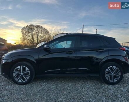 Черный Хендай Kona Electric, объемом двигателя 0 л и пробегом 86 тыс. км за 21500 $, фото 26 на Automoto.ua