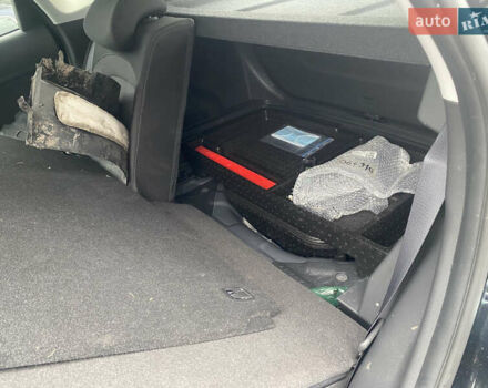 Черный Хендай Kona Electric, объемом двигателя 0 л и пробегом 40 тыс. км за 5000 $, фото 15 на Automoto.ua