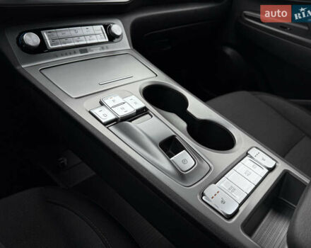 Черный Хендай Kona Electric, объемом двигателя 0 л и пробегом 83 тыс. км за 20900 $, фото 56 на Automoto.ua