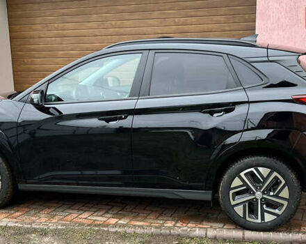 Черный Хендай Kona Electric, объемом двигателя 0 л и пробегом 73 тыс. км за 22699 $, фото 21 на Automoto.ua