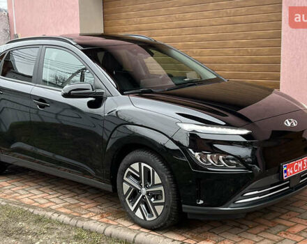 Черный Хендай Kona Electric, объемом двигателя 0 л и пробегом 73 тыс. км за 22699 $, фото 1 на Automoto.ua