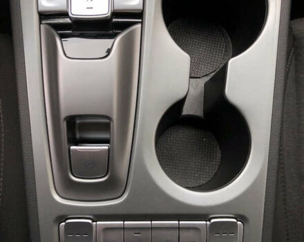 Черный Хендай Kona Electric, объемом двигателя 0 л и пробегом 30 тыс. км за 16000 $, фото 25 на Automoto.ua