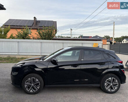 Чорний Хендай Kona Electric, об'ємом двигуна 0 л та пробігом 50 тис. км за 18200 $, фото 3 на Automoto.ua