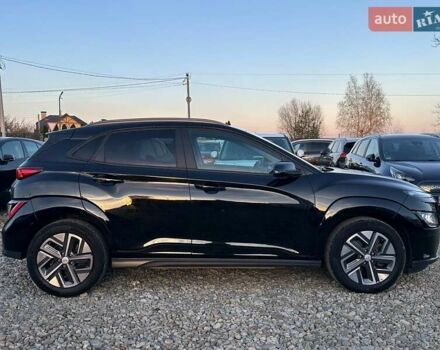 Черный Хендай Kona Electric, объемом двигателя 0 л и пробегом 86 тыс. км за 21500 $, фото 30 на Automoto.ua