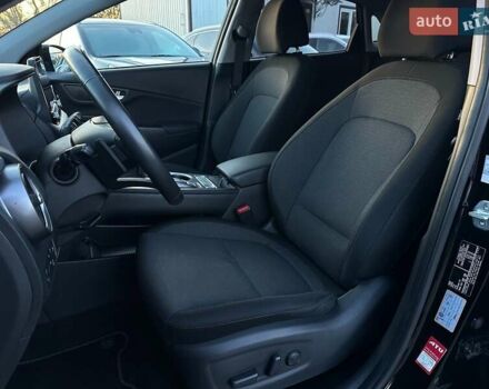 Черный Хендай Kona Electric, объемом двигателя 0 л и пробегом 86 тыс. км за 21500 $, фото 1 на Automoto.ua