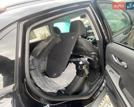 Черный Хендай Kona Electric, объемом двигателя 0 л и пробегом 40 тыс. км за 5000 $, фото 9 на Automoto.ua