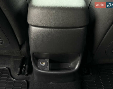 Черный Хендай Kona Electric, объемом двигателя 0 л и пробегом 83 тыс. км за 20700 $, фото 76 на Automoto.ua