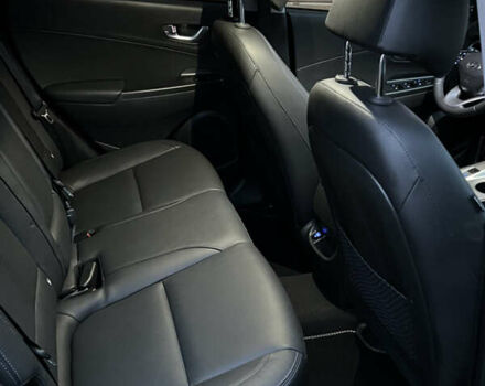 Черный Хендай Kona Electric, объемом двигателя 0 л и пробегом 73 тыс. км за 22699 $, фото 72 на Automoto.ua