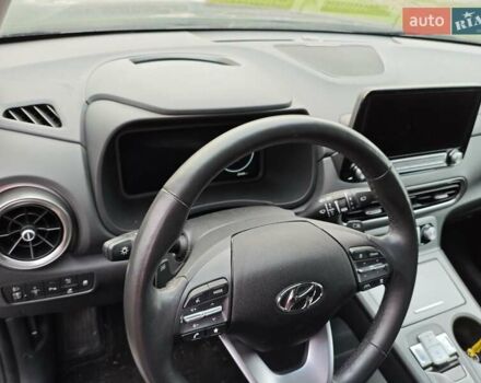 Черный Хендай Kona Electric, объемом двигателя 0 л и пробегом 22 тыс. км за 17900 $, фото 13 на Automoto.ua