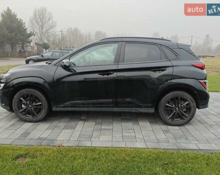 Черный Хендай Kona Electric, объемом двигателя 0 л и пробегом 22 тыс. км за 17900 $, фото 4 на Automoto.ua