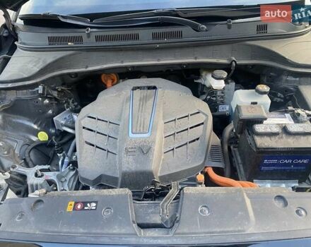 Черный Хендай Kona Electric, объемом двигателя 0 л и пробегом 50 тыс. км за 23500 $, фото 4 на Automoto.ua