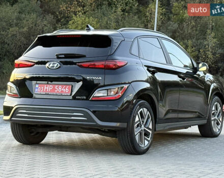 Черный Хендай Kona Electric, объемом двигателя 0 л и пробегом 44 тыс. км за 16999 $, фото 1 на Automoto.ua