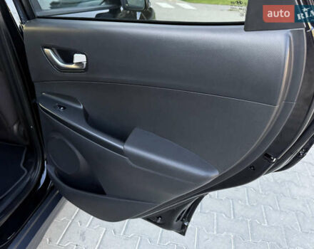 Черный Хендай Kona Electric, объемом двигателя 0 л и пробегом 44 тыс. км за 16999 $, фото 25 на Automoto.ua