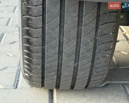 Черный Хендай Kona Electric, объемом двигателя 0 л и пробегом 44 тыс. км за 16999 $, фото 13 на Automoto.ua