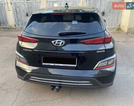 Черный Хендай Kona Electric, объемом двигателя 0 л и пробегом 50 тыс. км за 23500 $, фото 5 на Automoto.ua