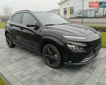 Черный Хендай Kona Electric, объемом двигателя 0 л и пробегом 22 тыс. км за 17900 $, фото 1 на Automoto.ua