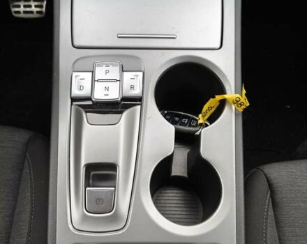 Черный Хендай Kona Electric, объемом двигателя 0 л и пробегом 22 тыс. км за 17900 $, фото 10 на Automoto.ua