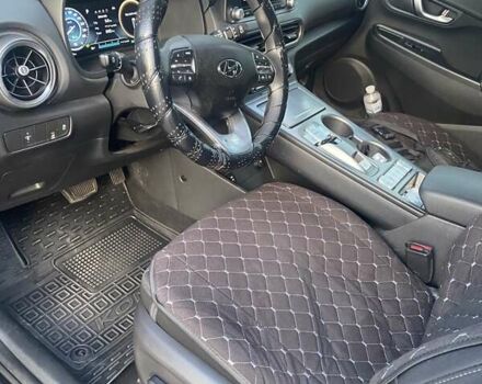 Черный Хендай Kona Electric, объемом двигателя 0 л и пробегом 50 тыс. км за 23500 $, фото 6 на Automoto.ua