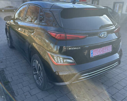 Чорний Хендай Kona Electric, об'ємом двигуна 0 л та пробігом 28 тис. км за 16999 $, фото 4 на Automoto.ua