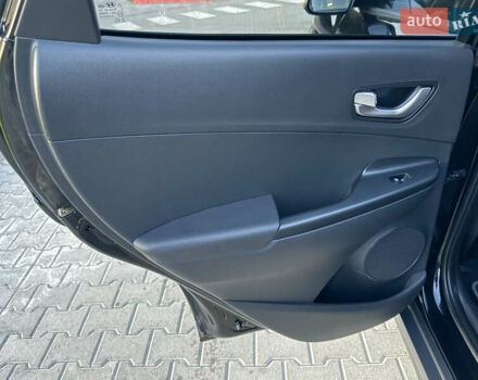 Черный Хендай Kona Electric, объемом двигателя 0 л и пробегом 44 тыс. км за 16999 $, фото 17 на Automoto.ua