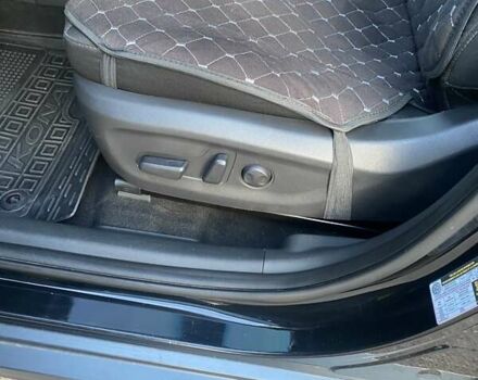 Черный Хендай Kona Electric, объемом двигателя 0 л и пробегом 50 тыс. км за 23500 $, фото 8 на Automoto.ua