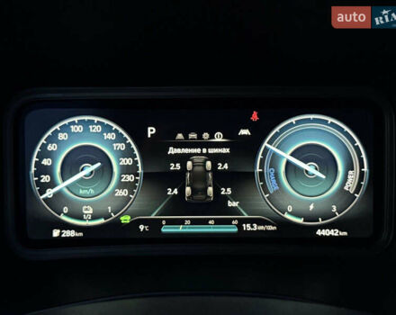 Черный Хендай Kona Electric, объемом двигателя 0 л и пробегом 44 тыс. км за 16999 $, фото 29 на Automoto.ua