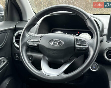 Черный Хендай Kona Electric, объемом двигателя 0 л и пробегом 20 тыс. км за 16999 $, фото 2 на Automoto.ua