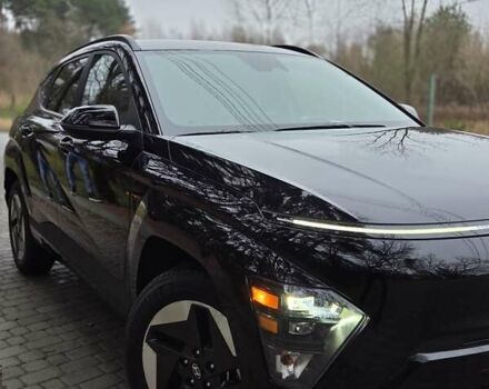 Черный Хендай Kona Electric, объемом двигателя 0 л и пробегом 8 тыс. км за 26350 $, фото 3 на Automoto.ua