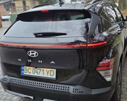 Черный Хендай Kona Electric, объемом двигателя 0 л и пробегом 8 тыс. км за 26350 $, фото 10 на Automoto.ua