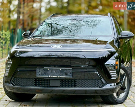 Черный Хендай Kona Electric, объемом двигателя 0 л и пробегом 10 тыс. км за 25399 $, фото 27 на Automoto.ua
