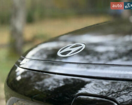 Черный Хендай Kona Electric, объемом двигателя 0 л и пробегом 10 тыс. км за 25399 $, фото 9 на Automoto.ua