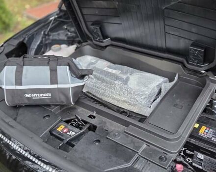 Черный Хендай Kona Electric, объемом двигателя 0 л и пробегом 8 тыс. км за 26350 $, фото 13 на Automoto.ua