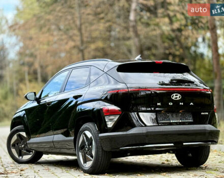 Черный Хендай Kona Electric, объемом двигателя 0 л и пробегом 10 тыс. км за 25399 $, фото 31 на Automoto.ua