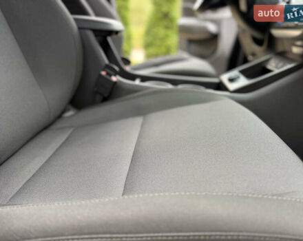 Черный Хендай Kona Electric, объемом двигателя 0 л и пробегом 10 тыс. км за 25399 $, фото 73 на Automoto.ua