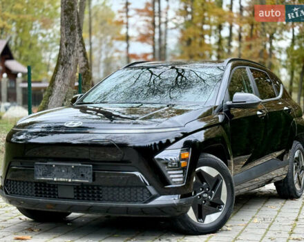 Черный Хендай Kona Electric, объемом двигателя 0 л и пробегом 10 тыс. км за 25399 $, фото 26 на Automoto.ua