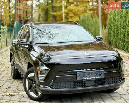 Черный Хендай Kona Electric, объемом двигателя 0 л и пробегом 10 тыс. км за 25399 $, фото 1 на Automoto.ua
