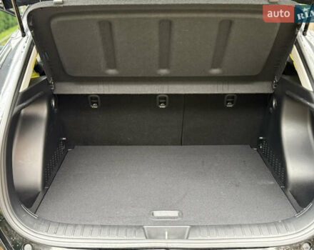 Черный Хендай Kona Electric, объемом двигателя 0 л и пробегом 10 тыс. км за 25399 $, фото 65 на Automoto.ua