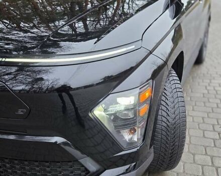 Черный Хендай Kona Electric, объемом двигателя 0 л и пробегом 8 тыс. км за 26350 $, фото 6 на Automoto.ua