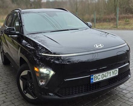 Черный Хендай Kona Electric, объемом двигателя 0 л и пробегом 8 тыс. км за 26350 $, фото 1 на Automoto.ua