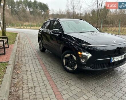 Черный Хендай Kona Electric, объемом двигателя 0 л и пробегом 8 тыс. км за 26350 $, фото 8 на Automoto.ua
