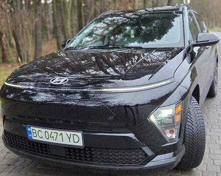 Черный Хендай Kona Electric, объемом двигателя 0 л и пробегом 8 тыс. км за 26350 $, фото 2 на Automoto.ua
