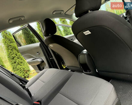 Черный Хендай Kona Electric, объемом двигателя 0 л и пробегом 10 тыс. км за 25399 $, фото 69 на Automoto.ua