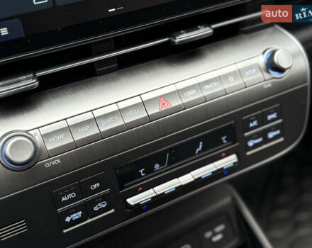 Черный Хендай Kona Electric, объемом двигателя 0 л и пробегом 10 тыс. км за 25399 $, фото 54 на Automoto.ua