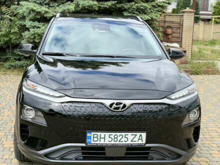 Хендай Kona Electric 2018 в Одессе на Automoto.ua Черный Хендай Kona Electric, объемом двигателя 0 л и пробегом 47 тыс. км за 19000 $, фото 1 на Automoto.ua