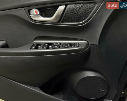 Коричневий Хендай Kona Electric, об'ємом двигуна 0 л та пробігом 59 тис. км за 23400 $, фото 7 на Automoto.ua