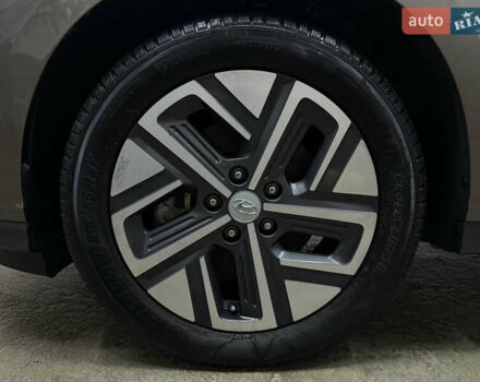 Коричневий Хендай Kona Electric, об'ємом двигуна 0 л та пробігом 59 тис. км за 23400 $, фото 30 на Automoto.ua