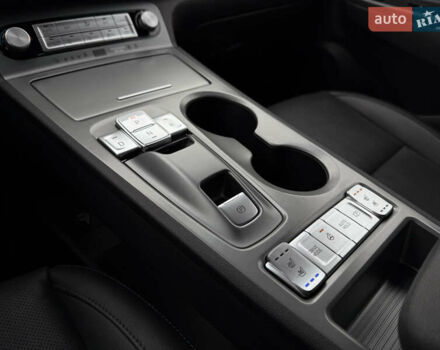 Коричневий Хендай Kona Electric, об'ємом двигуна 0 л та пробігом 59 тис. км за 23400 $, фото 60 на Automoto.ua